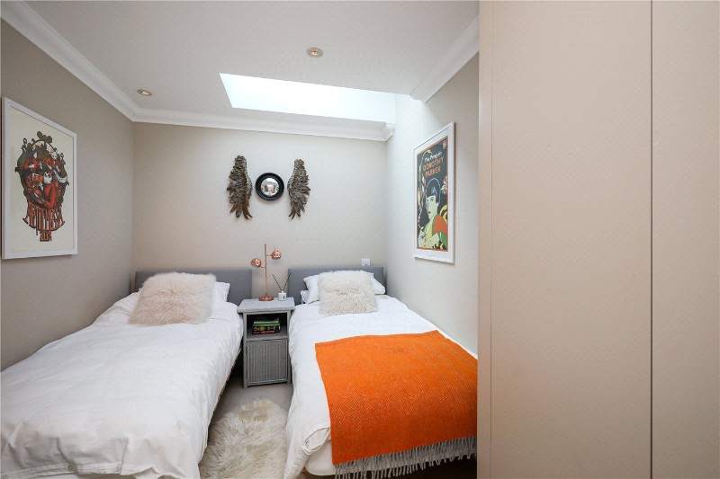 Twyford Avenue, LONDON, W3
