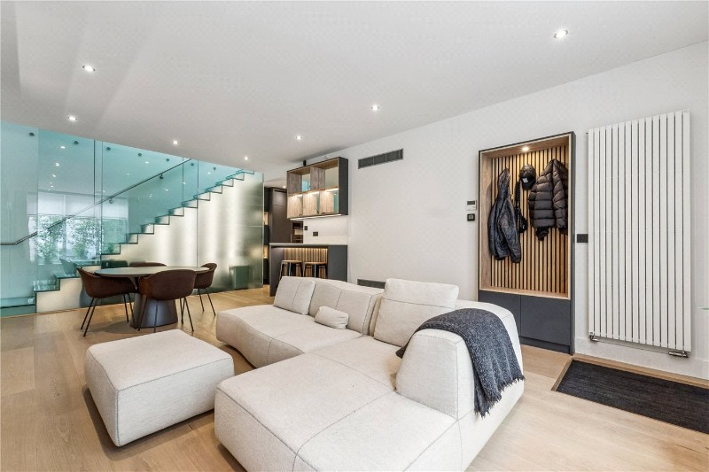 Lancaster Mews, London, W2