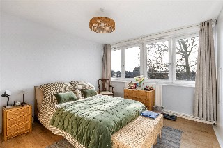 Barringer Square, London, SW17