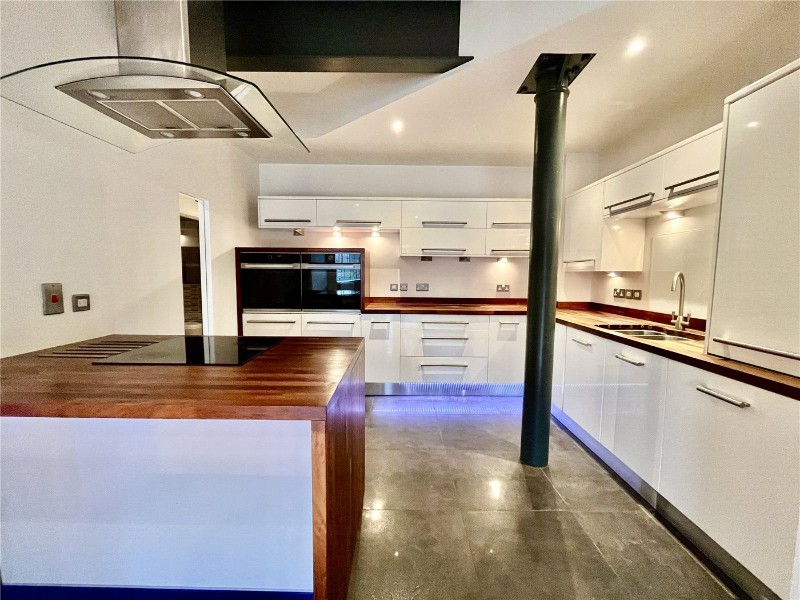 Seamoor Road, Bournemouth, BH4