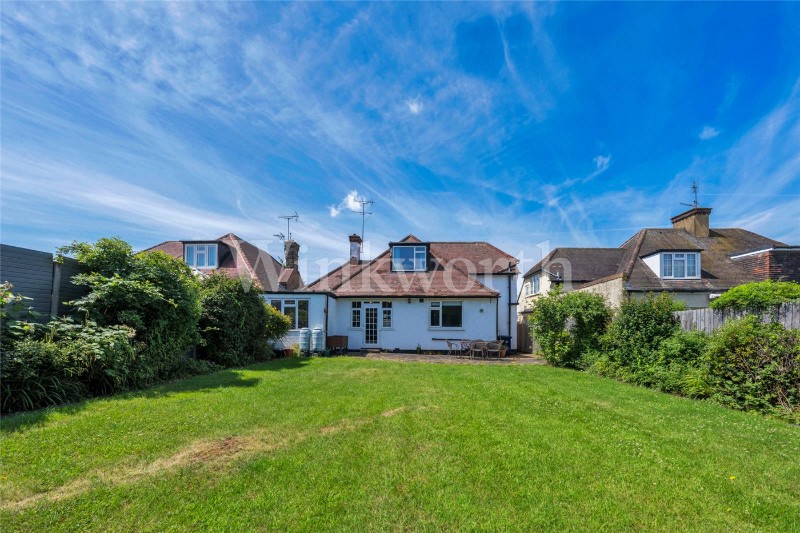 Sanderstead Avenue, London, NW2