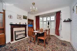 Leyfield, Worcester Park, KT4