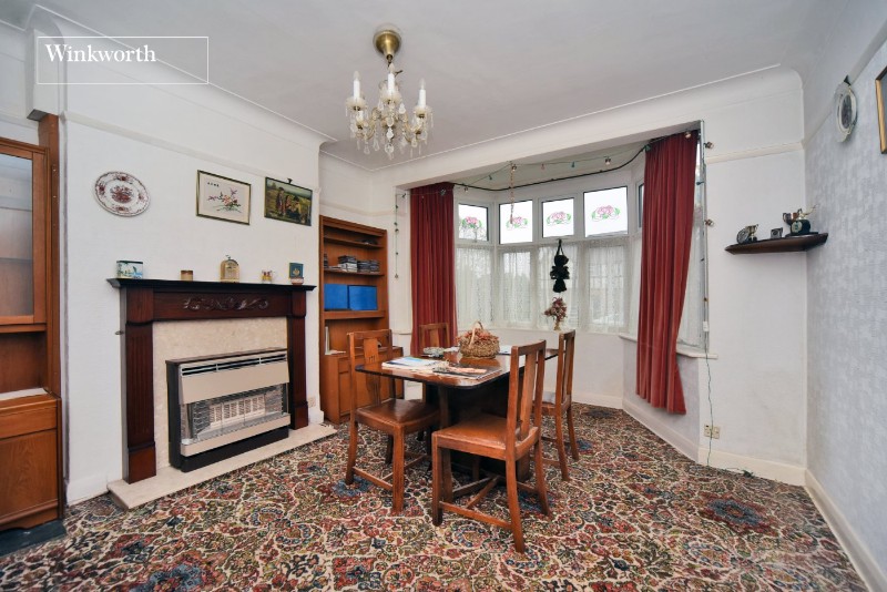 Leyfield, Worcester Park, KT4