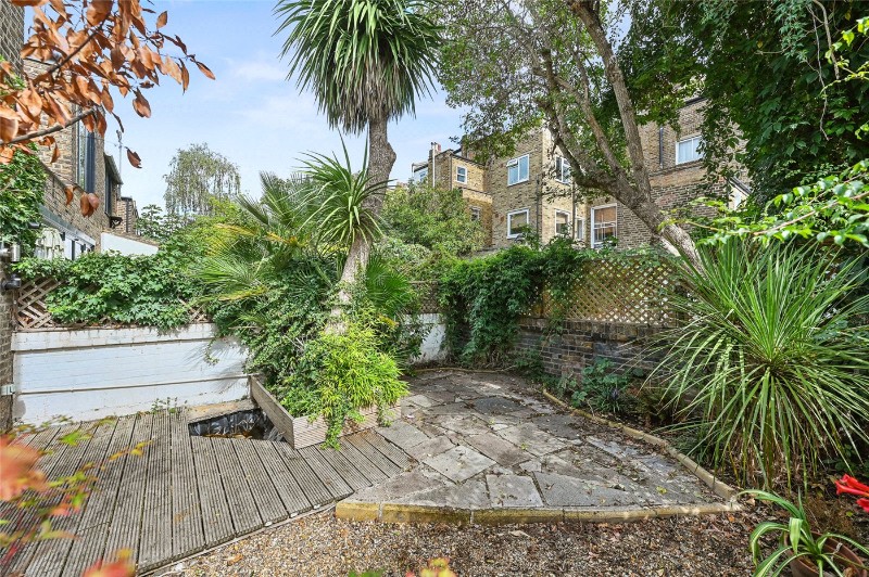 Godolphin Road, London, W12