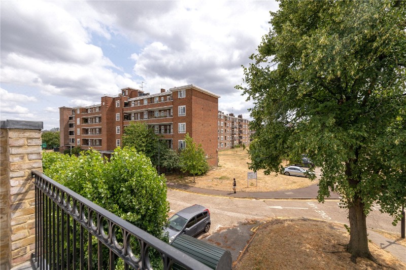 Burnthwaite Road, London, SW6