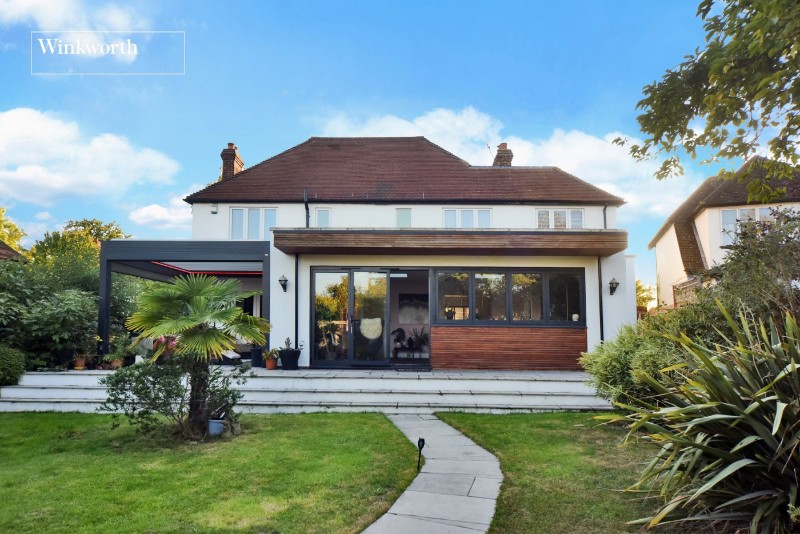Kingsmead Avenue, Worcester Park, KT4