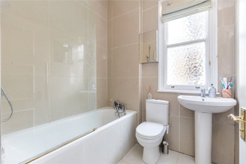 Keswick Road, London, SW15
