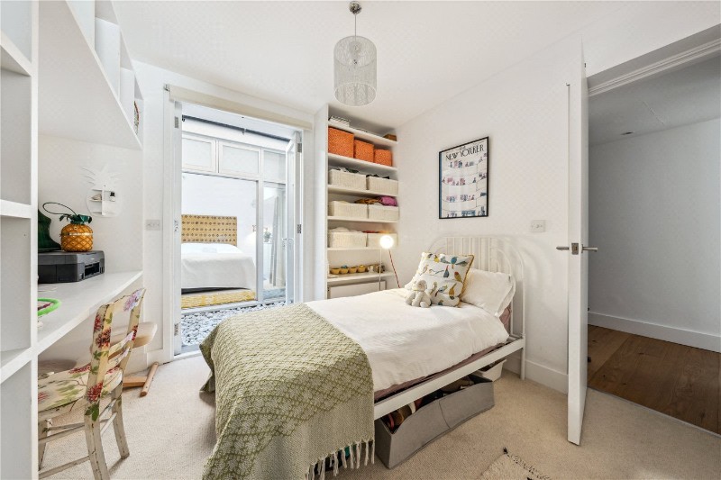 Lancaster Road, London, W11