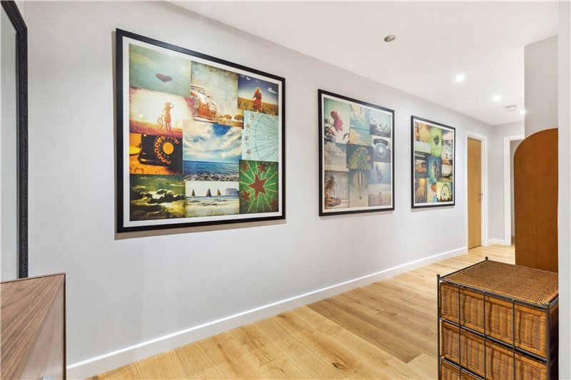 Kennington Road, London, SE11