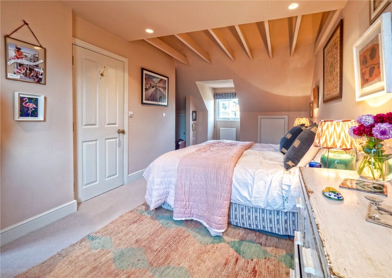 Chaucer Road, London, SE24