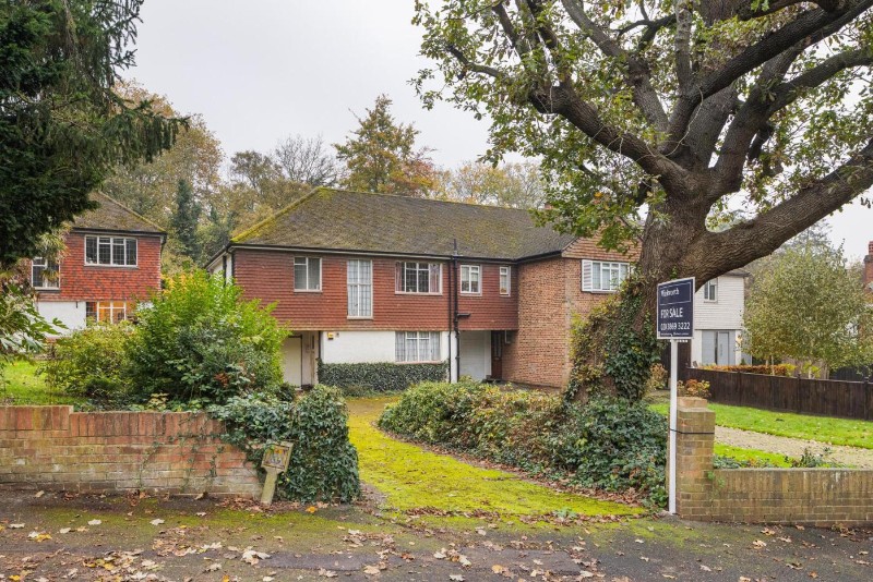 Highfield Hill, London, SE19