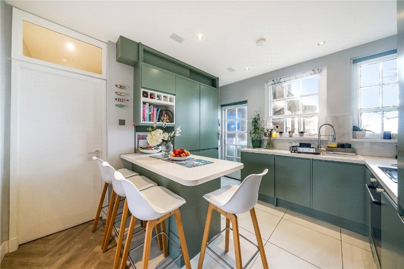 South Grove, London, N6