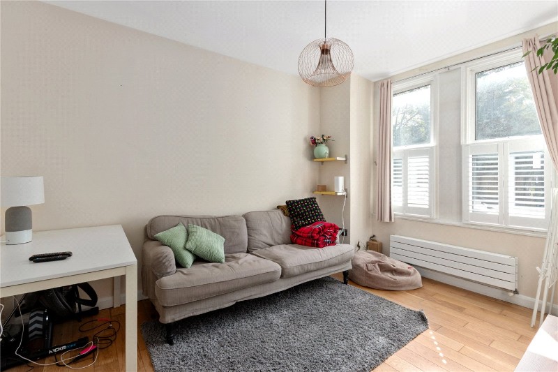 Blackshaw Road, London, SW17