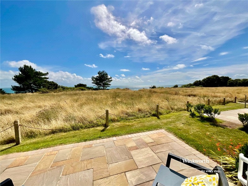 Beacon Drive, Highcliffe, Christchurch, Dorset, BH23