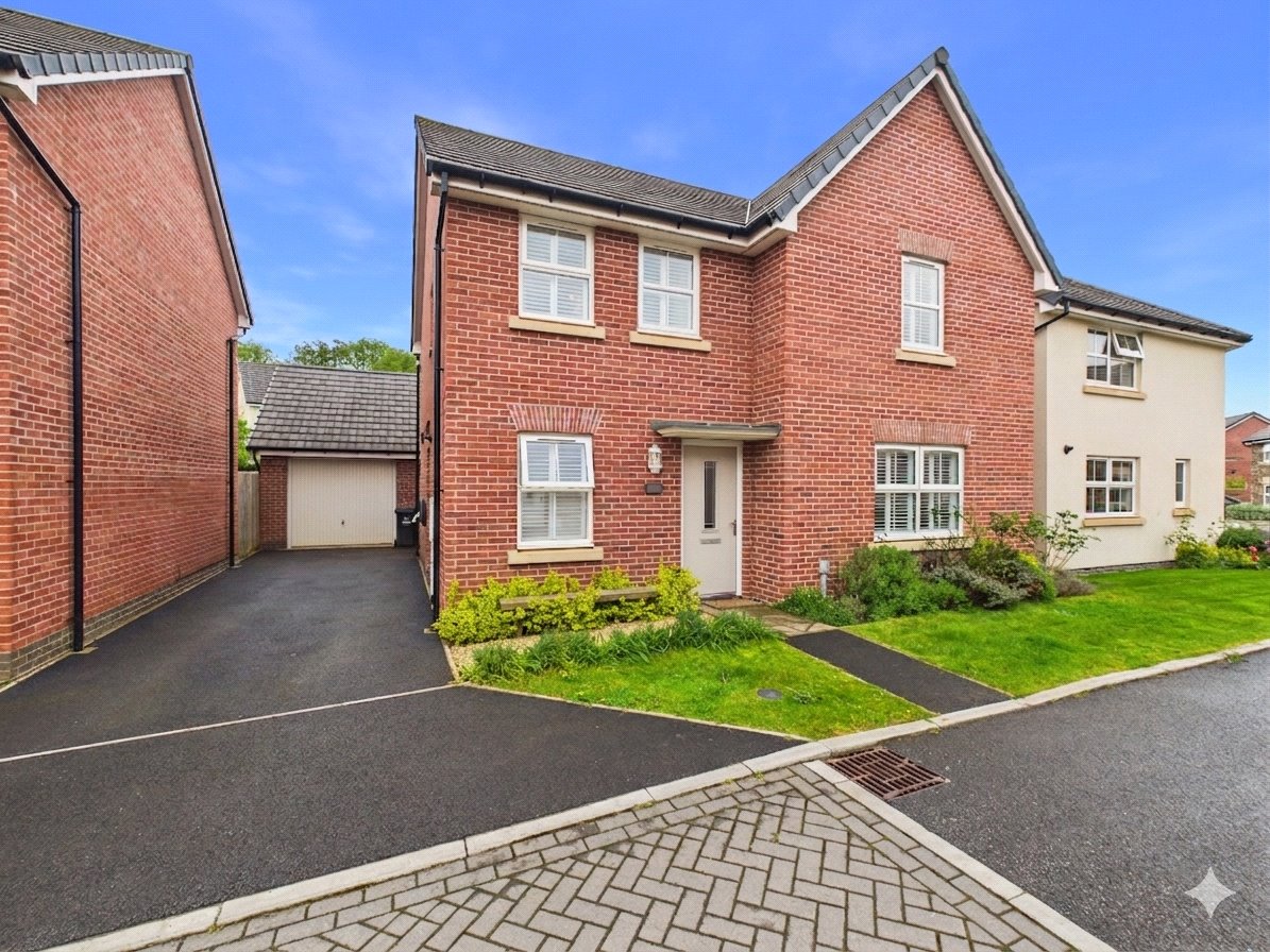 Canberra Crescent, Tiverton, Devon, EX16
