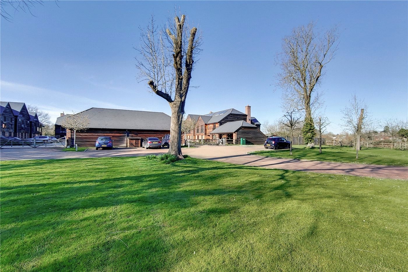 4 bedroom property for sale in Princess Park, Addlestone, Surrey, KT15