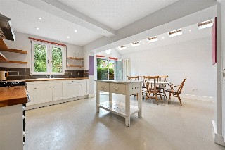 Findon Road, London, W12