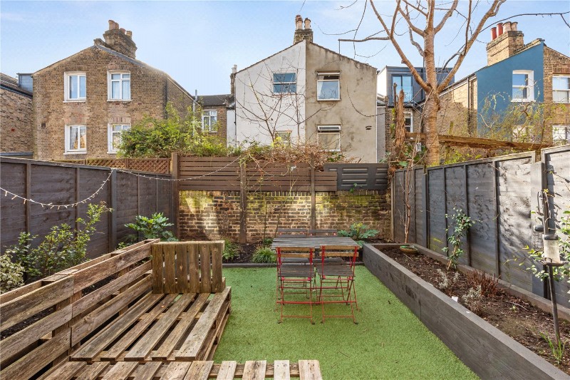 Barretts Grove, London, N16