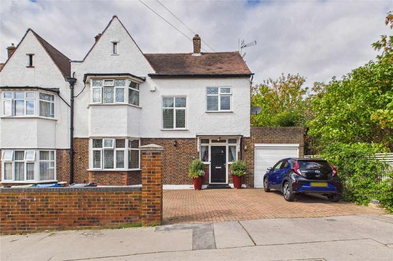 Norbury Hill, London, SW16