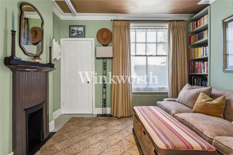 Moselle Avenue, London, N22