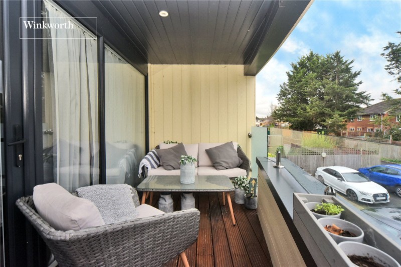 Hardwick Close, Epsom, Surrey, KT19