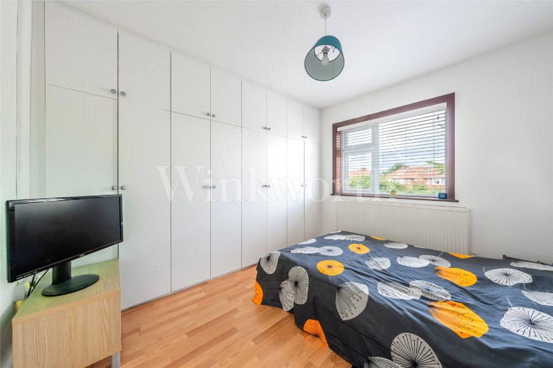 Pennine Drive, London, NW2