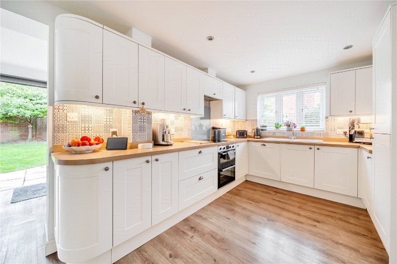 Morrish Grove, Kintbury, Hungerford, Berkshire, RG17