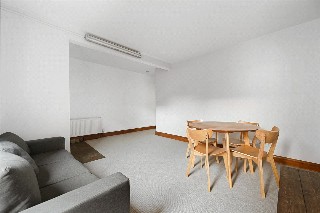 Ellerslie Road, London, W12