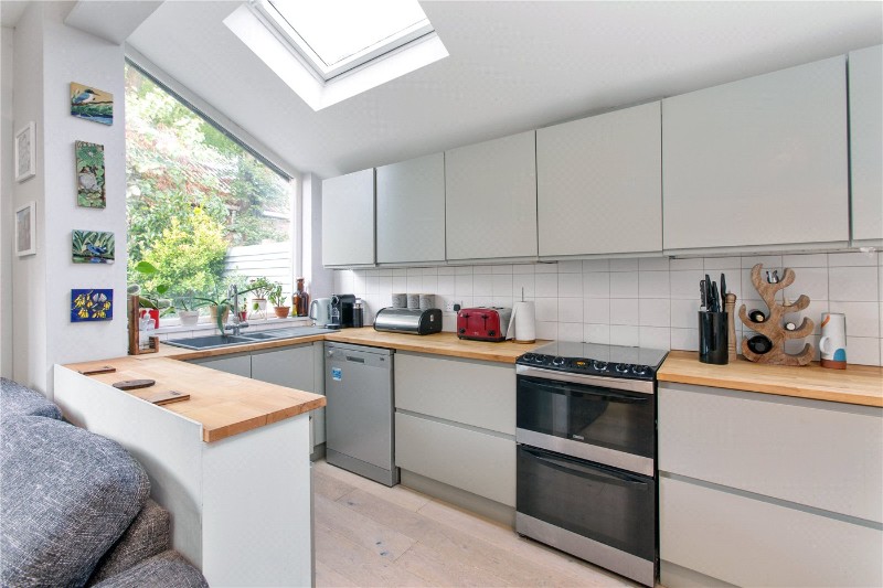 Downton Avenue, London, SW2