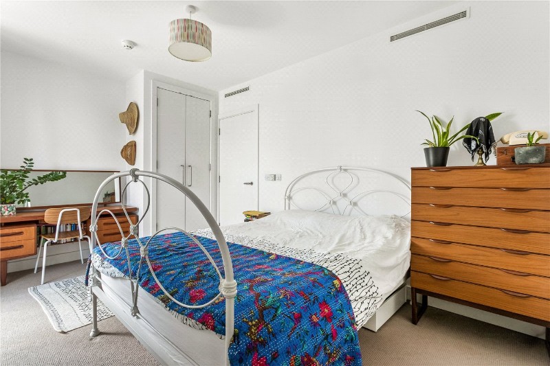 Andover Court, 5 Mint Street, London, E2