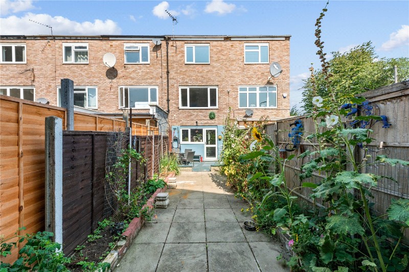 Cromford Path, London, E5