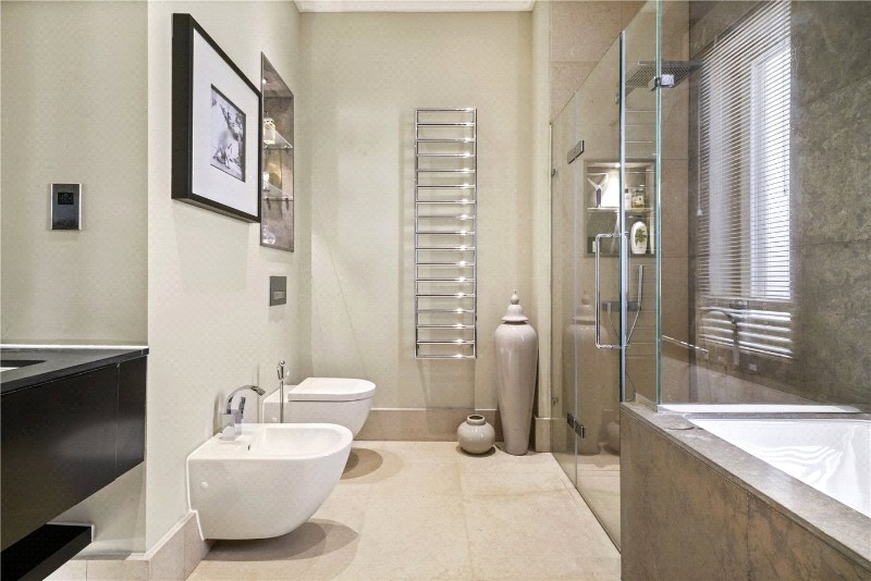 Atkinson Close, London, SW20