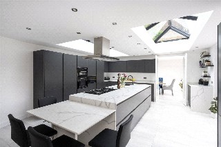 Kingsmead Road, London, SW2
