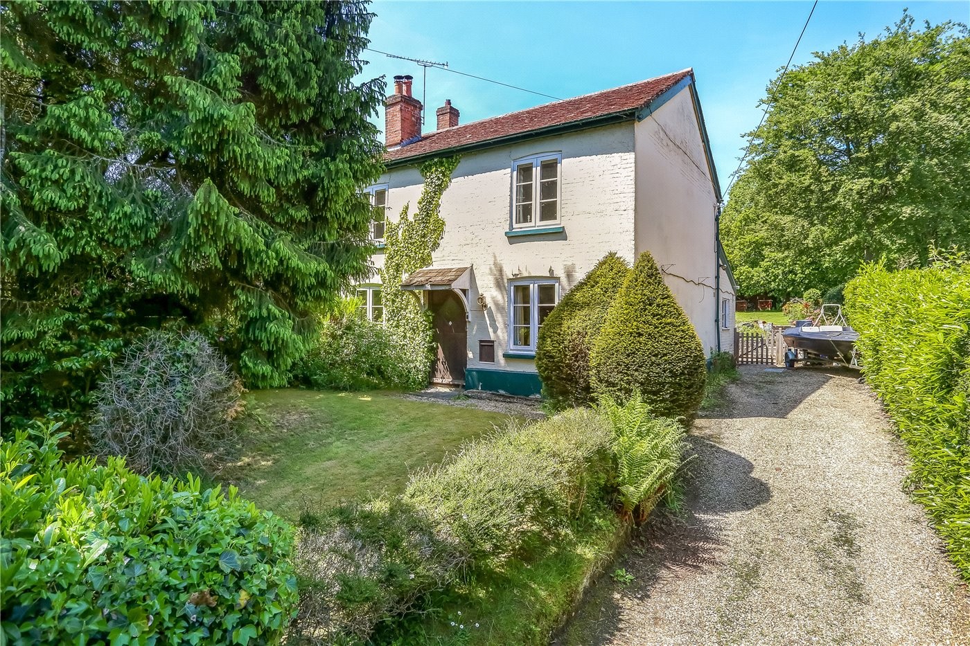 3 bedroom property for sale in Knapp Lane, Ampfield, Romsey, SO51 (Ref