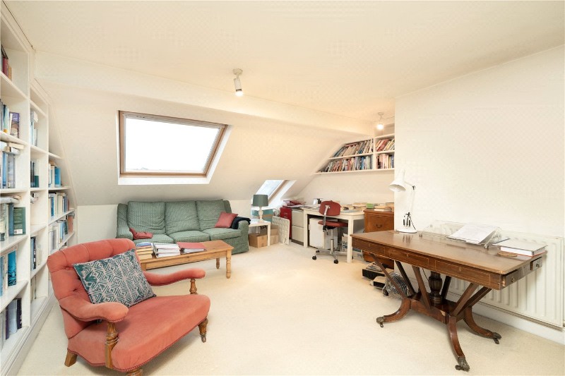 Cornwall Grove, London, W4