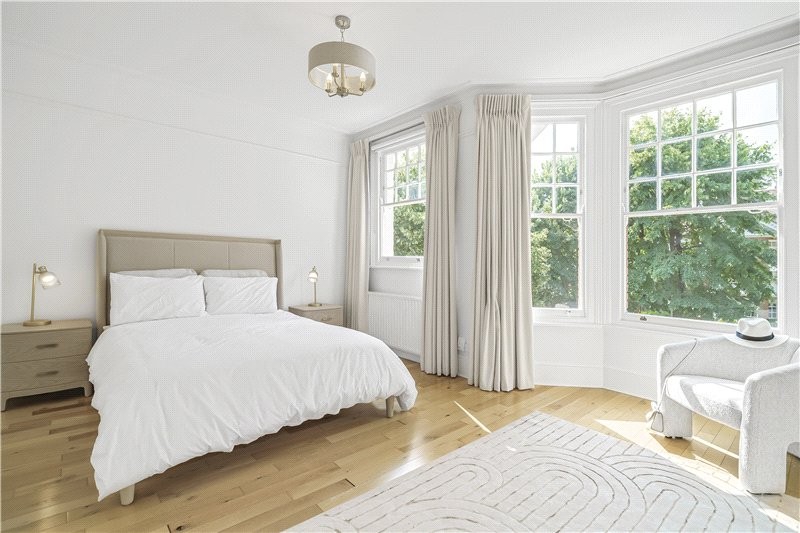 Melville Road, Barnes, London, SW13