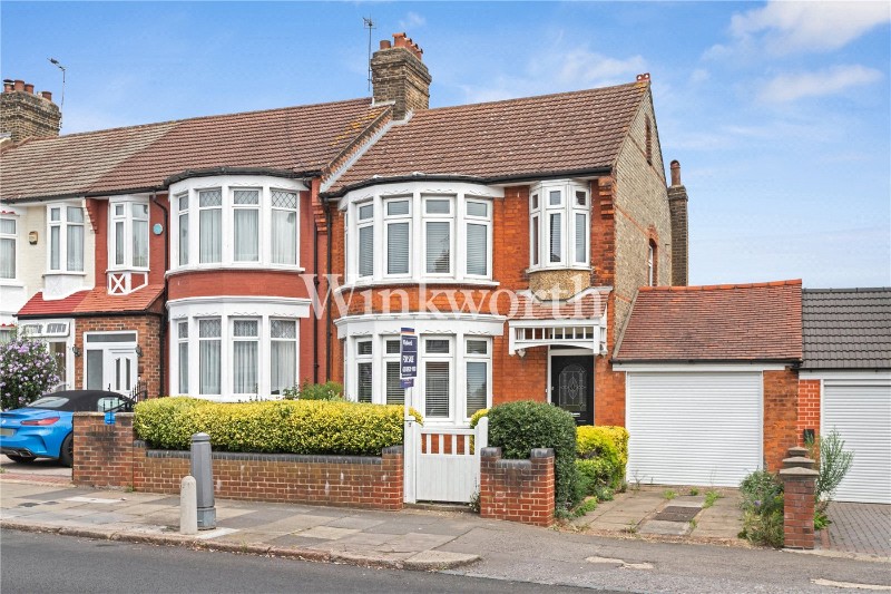 Hedge Lane, London, N13