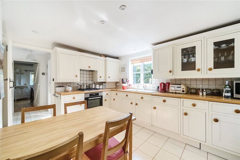 The Street, Long Sutton, Hook, Hampshire, RG29