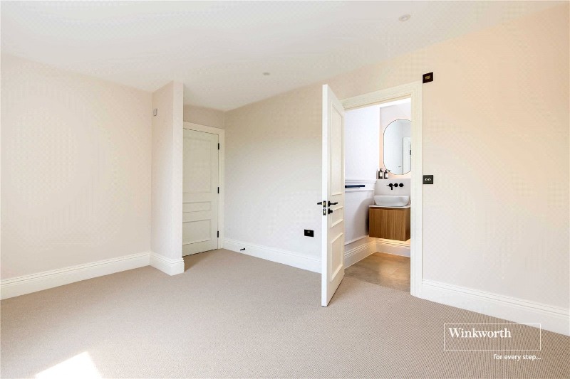 East Cliff Way, Friars Cliff, Christchurch, Dorset, BH23