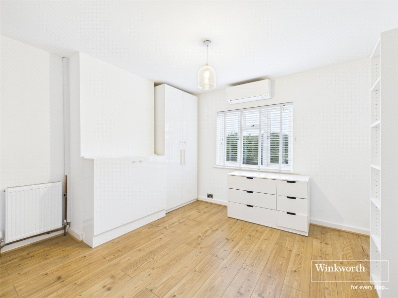 Buxton Avenue, Caversham, Reading, Berkshire, RG4