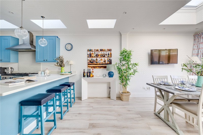 Tasso Road, London, W6