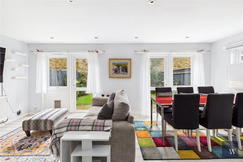 Lairdale Close, London, SE21