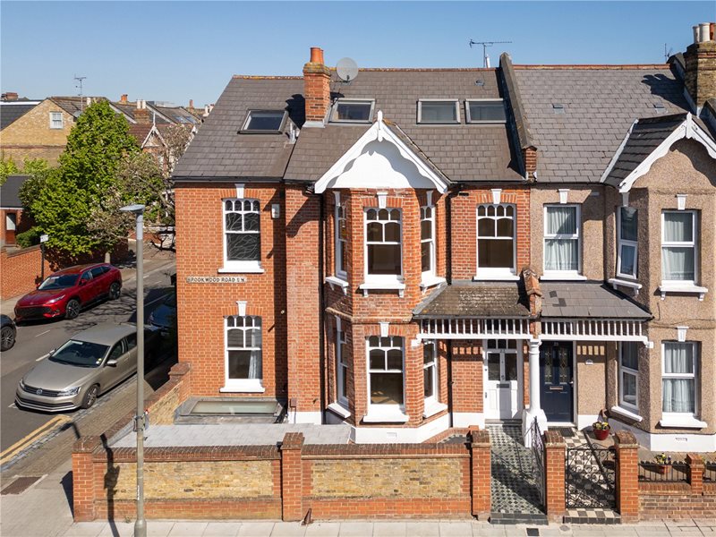 Brookwood Road, London, SW18