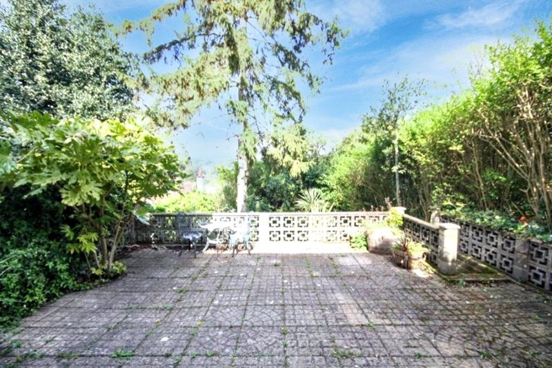 Nelson Road, Westbourne, Dorset, BH4