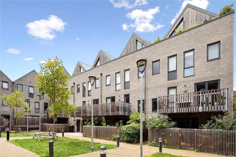 Tryon Crescent, London, E9