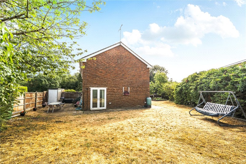 Roman Way, Farnham, Surrey, GU9