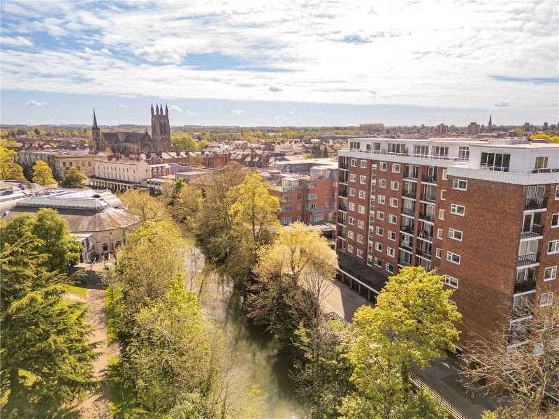 Avenue Road, Leamington Spa, Warwickshire, CV31