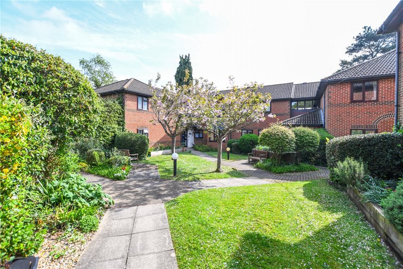 Huntsgreen Court, Bracknell, Berkshire, RG12