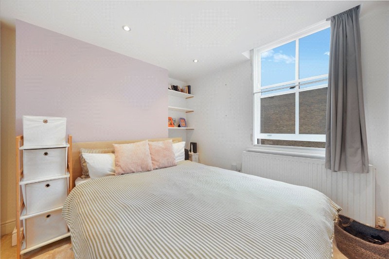 Seven Sisters Road, London, N7