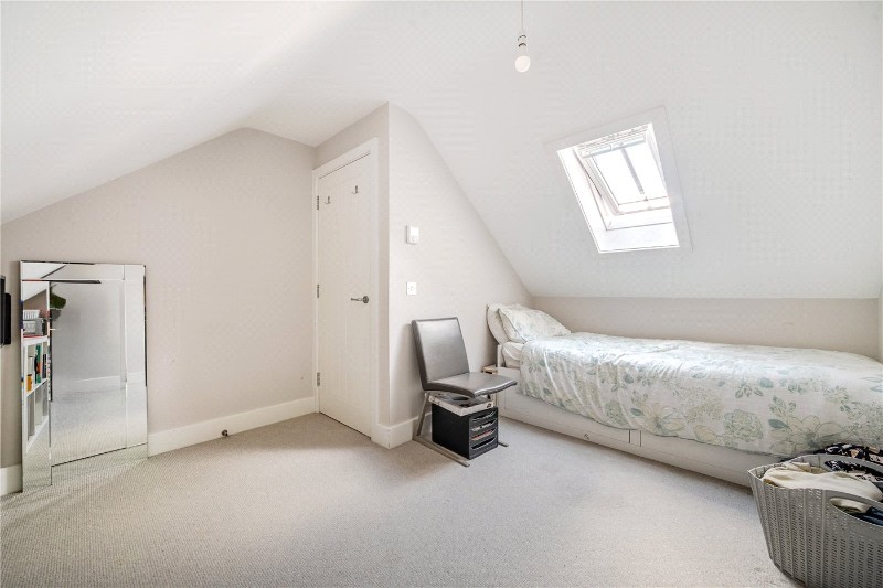 Tilford Street, Tilford, Farnham, Surrey, GU10